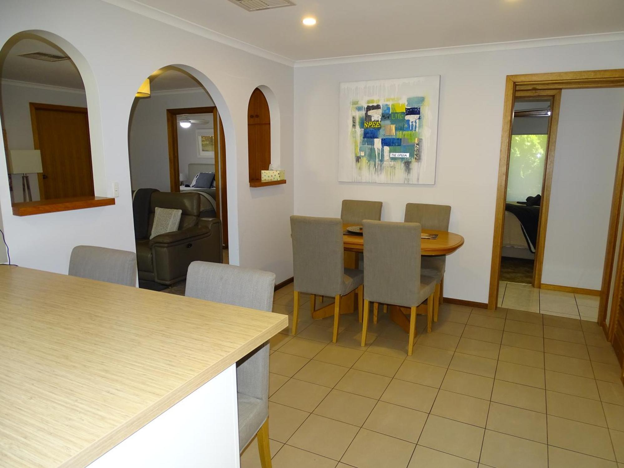 3 Pears On The Park Mclaren Vale Villa Exterior photo